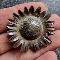 Post Medieval Sunflower Mount Metal Detecting Find Antique 36mm