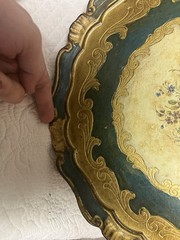 Set Of Two Florentine Style Tole Tray Round Gold Green Wall Decor Italy Vintage