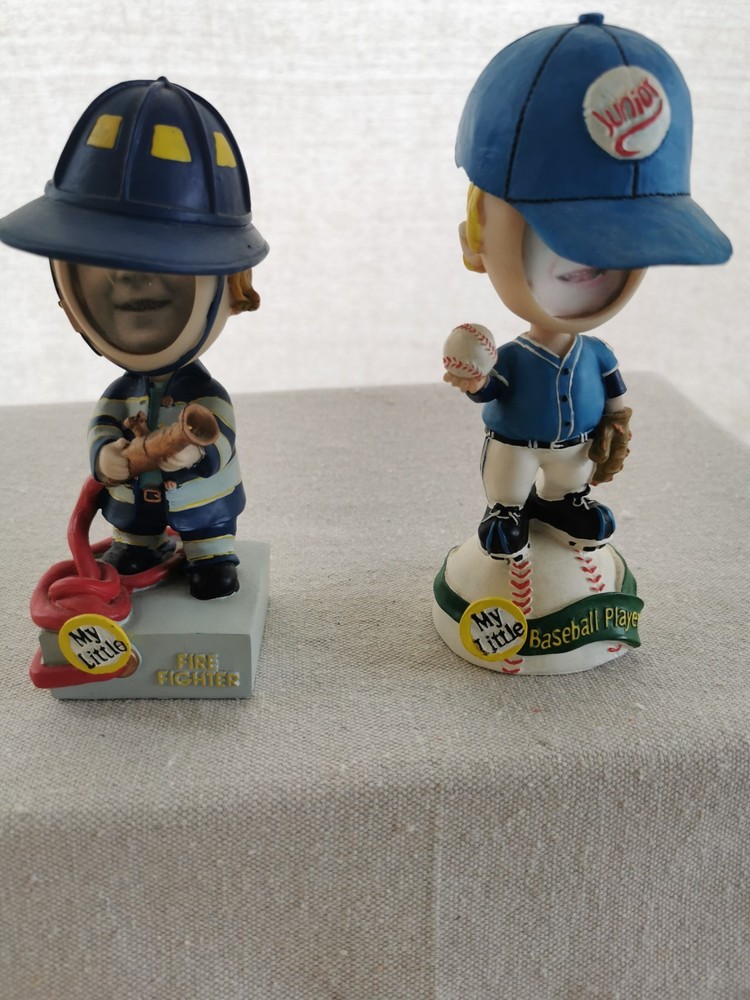 Bobble Kids Frames x 2 Bobble Head Collectable