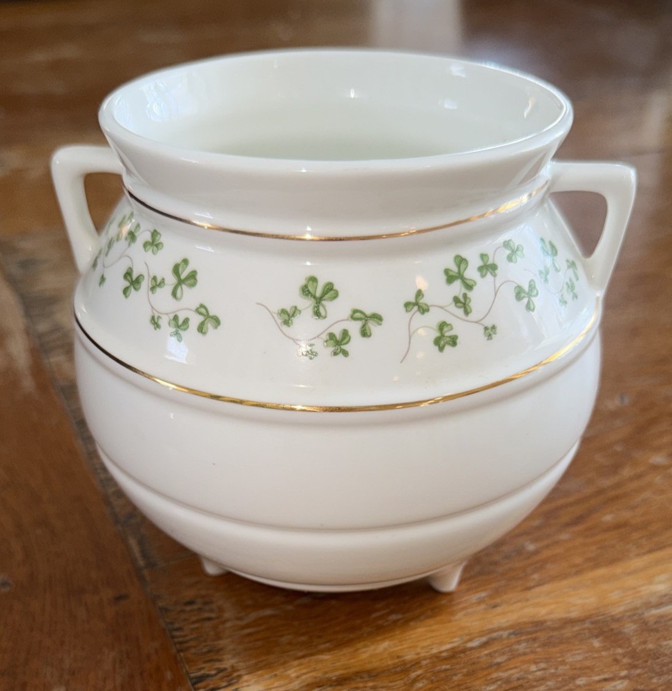 Vintage Royal Tara Fine Bone China Shamrock Hand Made Footed Bowl St. Pat’s Day