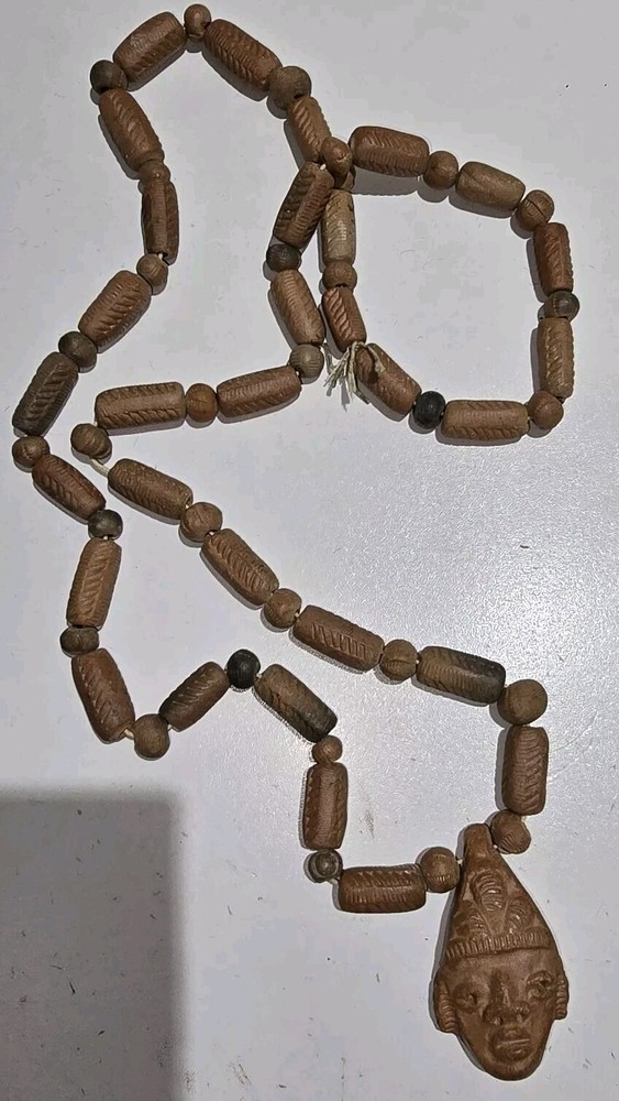 Pre Columbian, Pottery, Necklace, Pendant, Beads.