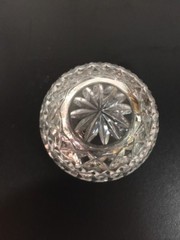 HAND CUT CRYSTAL GINGER JAR STYLE VASE WITH AN UN-MATCHING LID COVER,