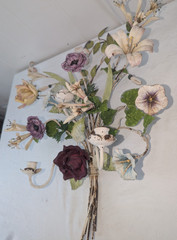 Gorgeous Large Italian Tole Painted Metal Flowers Roses Wall Sconce 3 Candle