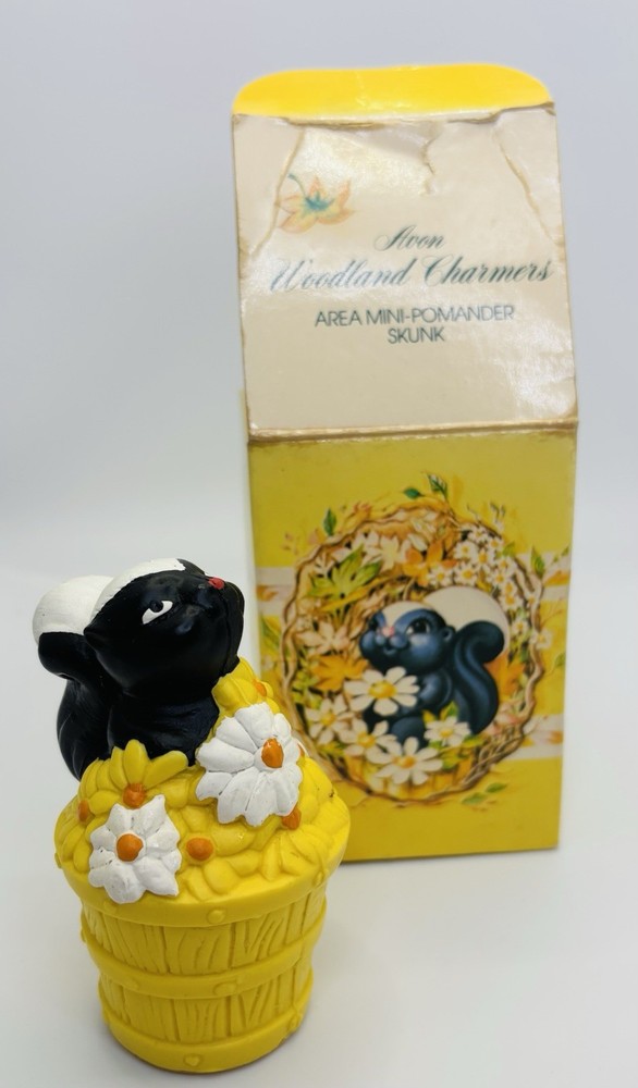 Avon Woodland Charmers Vintage Mini Pomander Wax Skunk In Box 1982 Air Freshener
