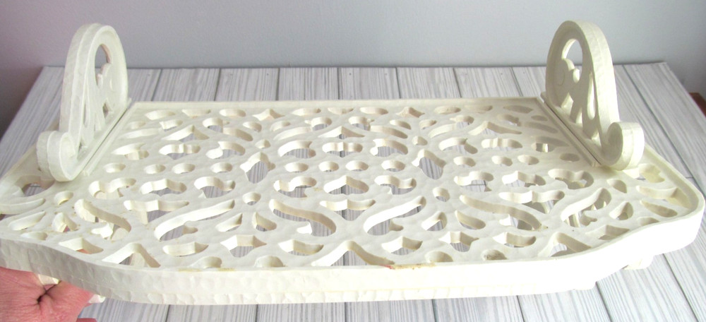Homco Vintage 1982 White Plastic Wall Shelf Comes Apart Bathroom Bedroom R4