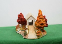 Lilliput Lane Collectibles Covered Memories Mint in original box.