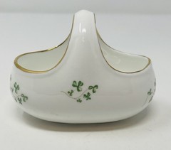 Royal Tara Fine Bone China Handled Shamrock Basket Ireland Gold Trim Trellis