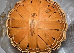 Longaberger Foyer Basket in Light Brown /Protector–signed+2006
