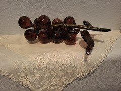 Vintage MCM Hand Blown Purple Amethyst Art Glass Bunch of Grapes