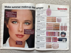 Vintage AVON 1981 SALES CATALOG BROCHURE (Campaign 16) ~ Large Format/ No Label