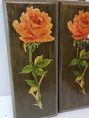 2x Floral Roses Handmade Wooden Lacquer Wall Art Plaques Wall Decor 70s 80s Vtg