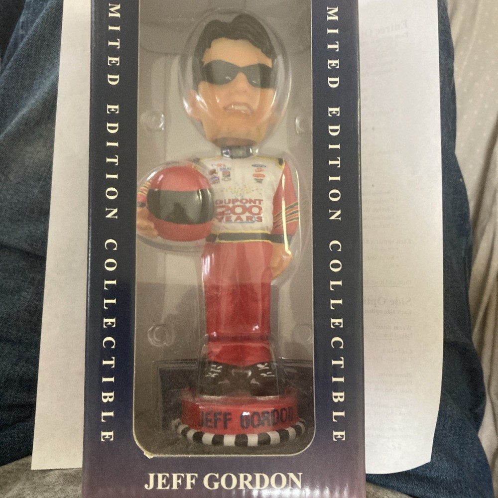 Forever Collection Jeff Gordon Bobble Head Legends of the Track Limited Edition.