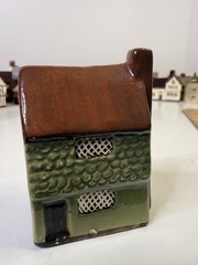 RARE Mudlen End Studio Felsham Suffolk Pottery Miniature House Cottage 26G Green