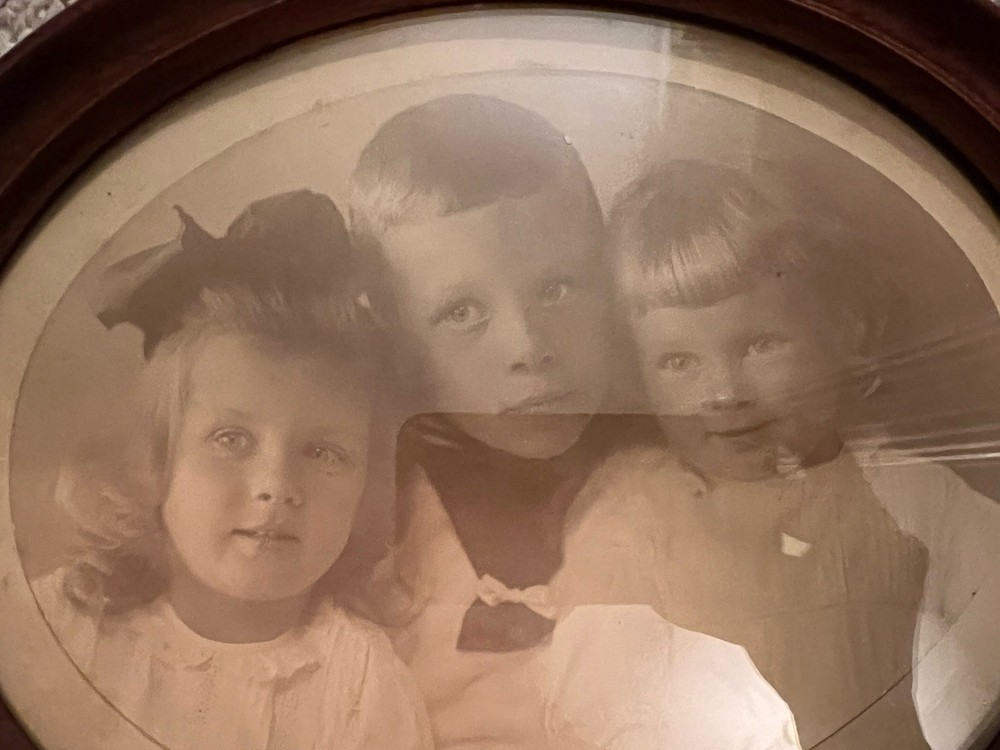 Antique 1920 Edwardian Portrait of 3 Beautiful Aristocratic Children Photograph