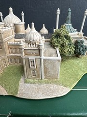 Lilliput Lane THE ROYAL PAVILION, BRIGHTON Britain’s Heritage L2313 Needs Repair
