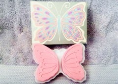 1975 Avon Milk Glass WINGS OF BEAUTY SOAP DISH & HOSTESS SOAPS NOS in Box
