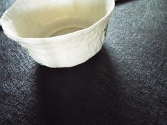 BELLEEK FINE PARIAN CHINA DAISY BON BON DISH