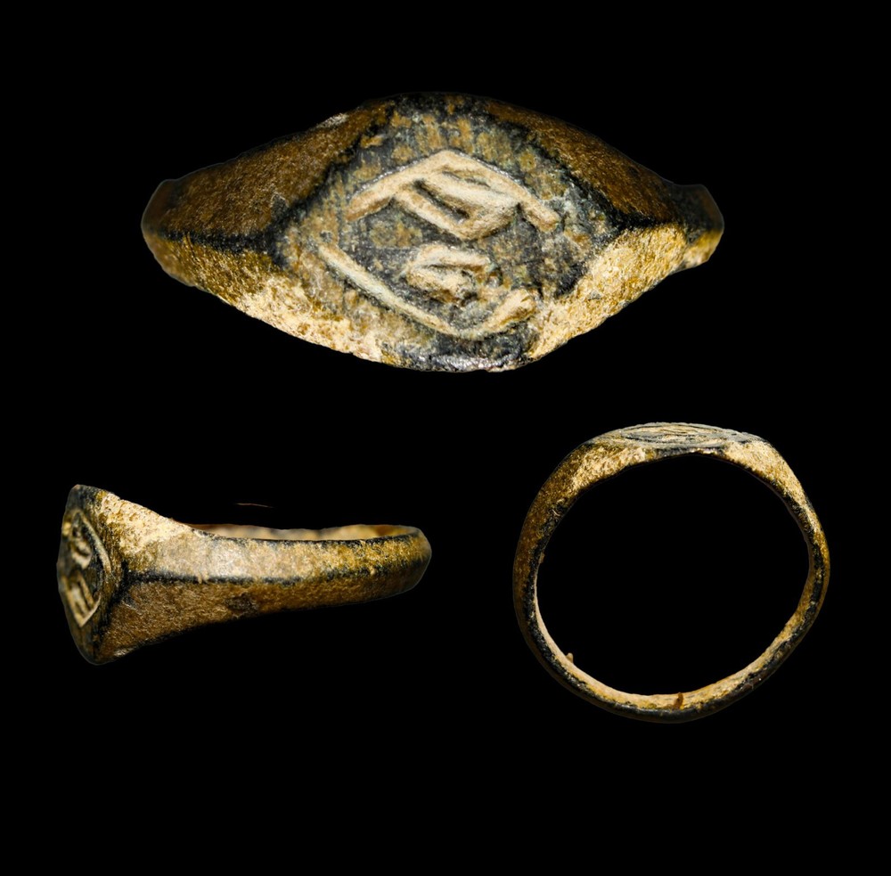 Authentic Antiquity Ancient Israelite Signet Ring – Iron Age II Old Testament
