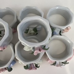 Vintage Unbranded Ceramic Napkin Rings Pastel Flowers Made in China 10ct