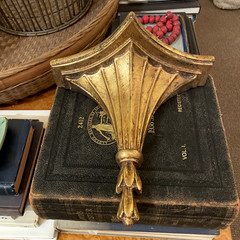 VTG Hollywood Regency Gold Ornate Fluted Wall Shelf Bracket Sconce Corbel