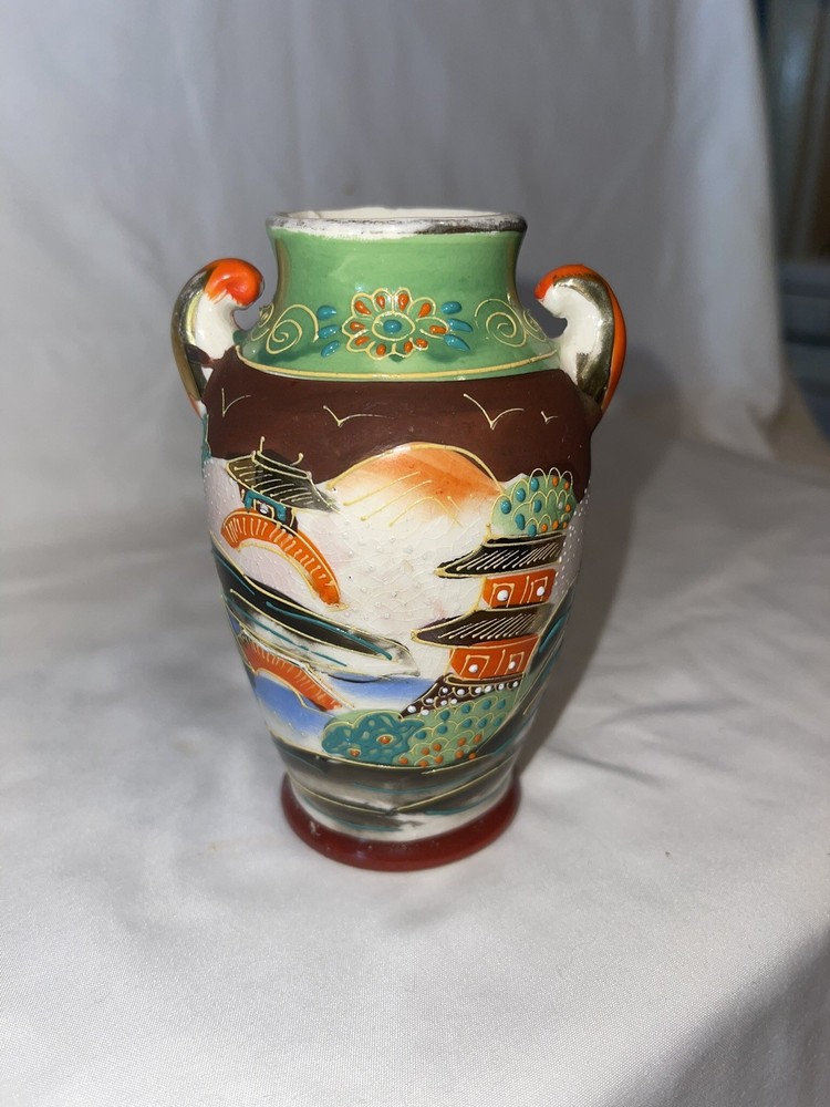 Antique Moriage Hand Painted Ceramic Vase – Made in Japan 5” Fun