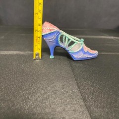 Classic Treasures High Heel Shoe Figurine 3.5″ x 1″ x 2.5″