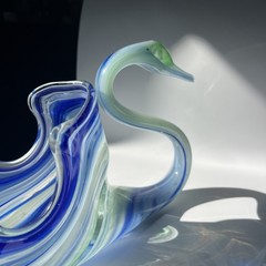 Sooner Swan Murano Style Hand Blown Art Glass Bowl Cobalt Blue Swirl 16”x4”x6”
