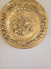 Vintage Brass Charger Wall Décor; English Village Festival 22” Diameter