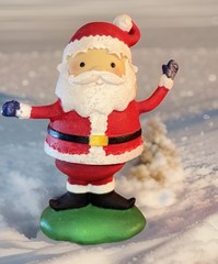 Mingle & Jingle (Boxed 3 Different Bobble Head Santas) 6 /14″, 6 1/8″ & 6″