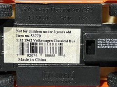 Vintage Kinsmart Volkswagen Classical Bus Orange Ivory Bass Scale 1/32 Model