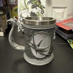 Witcher CD Projekt WOLF MEDALLION Gray Resin Stainless Steel Liner 5″ Mug