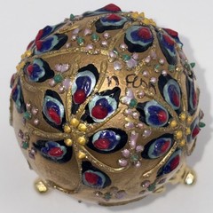 SIGNED Nannette Fenn “Eggs”traordinaire Designs Floral Faberge Inspired Egg USA