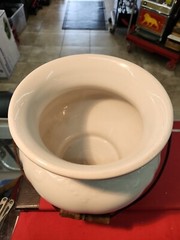 Late 1800’s Early 1900’s Antique Chamber Pot With Metal Wire & Wood Handle Nice!