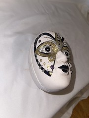 Vintage Ceramic Hand Painted Mask Trinket Box Sparkle Butterfly Fun