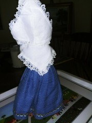 Vintage Santons France Pottery Art Doll Old Woman by Yolande 12″ Tall VGC