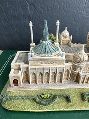 Lilliput Lane THE ROYAL PAVILION, BRIGHTON Britain’s Heritage L2313 Needs Repair