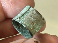 NICE AUTHENTIC PRE-COLUMBIAN INCA / MOCHE CULTURE COPPER RING FROM PERU, JEWELRY