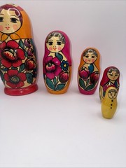 Colorful Vintage 5 Pce Traditional Russian Matryoshka Nesting Doll – 7” Tall