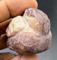 Natural Jasper Stone Rare Unique A Bird Figured Statue Beads