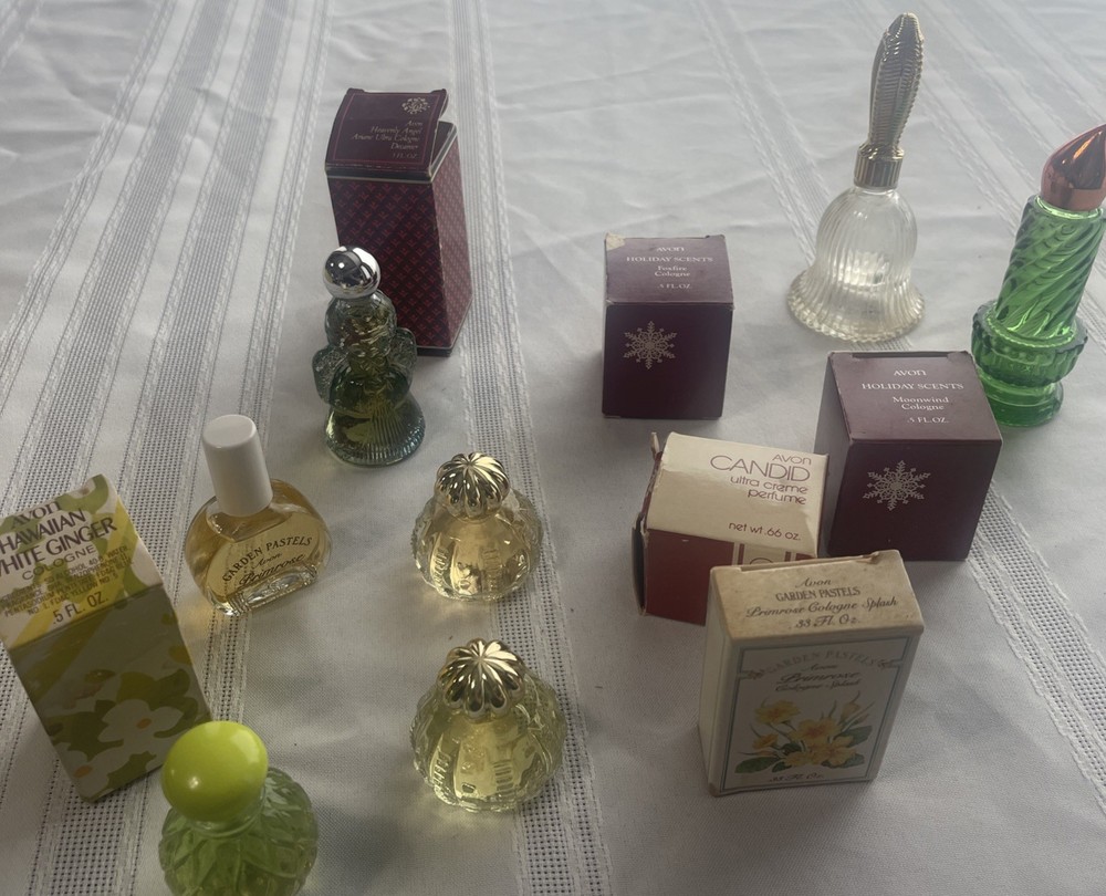 Vintage Avon Mini Perfume Lot Bottles Box Foxfire Hawaiian White Ginger Primrose