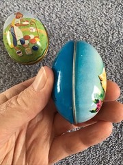 Vtg Tin Metal Egg Candy Containers RABBIT CHICK Murray Allen SWITZERLAND Lot 2