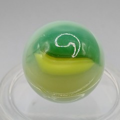0.62″ Vintage Akro Agate Green Yellow Popeye Patch Marble- #Q141
