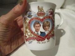 CROWN TRENT Fine Bone China Commemorate Prince Charles & Lady DI Marriage 1981