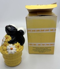Avon Woodland Charmers Vintage Mini Pomander Wax Skunk In Box 1982 Air Freshener