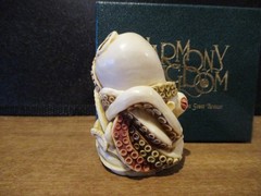 Harmony Kingdom At Arm’s Length Octopus UK Made Box Figurine Earliest Piece