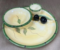 Vintage 3D Appetizer Snack Serving Plate Dish Signed Cali 7.5 inch