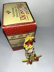 Enesco North Pole Ornament Wee Tree Trimmers 1991 Sparkles In Original Packaging