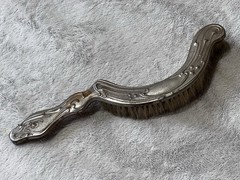 Antique Art Nouveau Brass Crumb Dustpan & Brush Set “Silent Butler” c.1900–1940