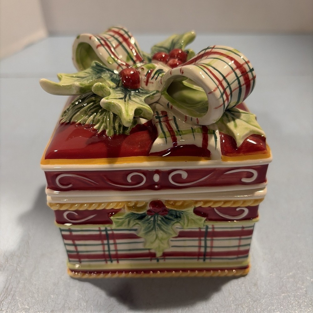 VTG FITZ AND FLOYD CLASSIC CHRISTMAS BOX & LID WITH BOW 3.5” X 3.5” Mint Cond