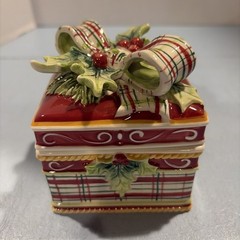 VTG FITZ AND FLOYD CLASSIC CHRISTMAS BOX & LID WITH BOW 3.5” X 3.5” Mint Cond